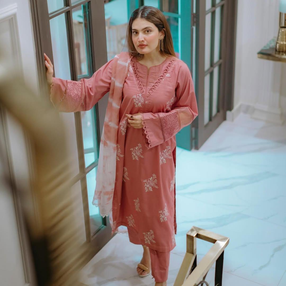 Horiyaa – Embroidered Co-Ord Set | Premium Lawn Cotton