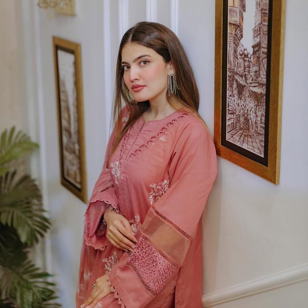 Horiyaa – Embroidered Co-Ord Set | Premium Lawn Cotton