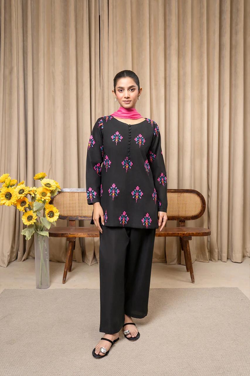 Meher – Embroidered 3PC Lawn Suit with Chiffon Dupatta